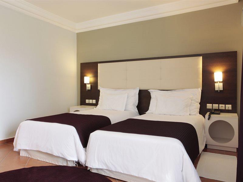 Kenzi Europa Hotel Agadir Exterior foto A room at the hotel